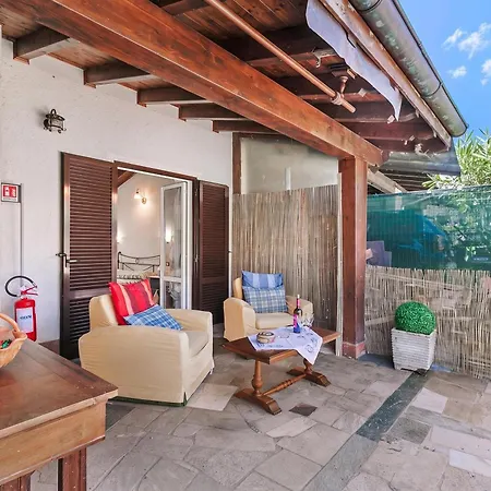 Casa Role, Maggiore Patio House W/ Bbq - Happy Dormelletto